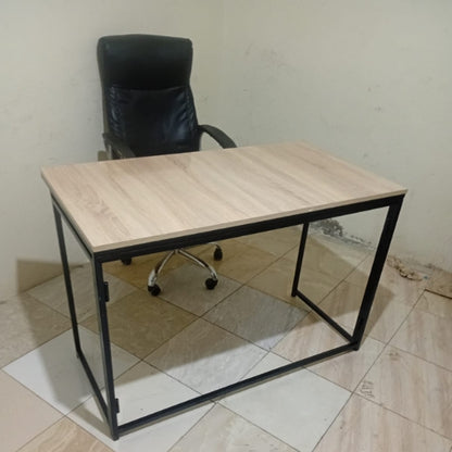 حول أي زاوية في منزلك إلى مكتب احترافي في ثوانٍ!